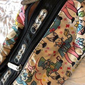 Lesportsac / Alice in Wonderland print fanny pack